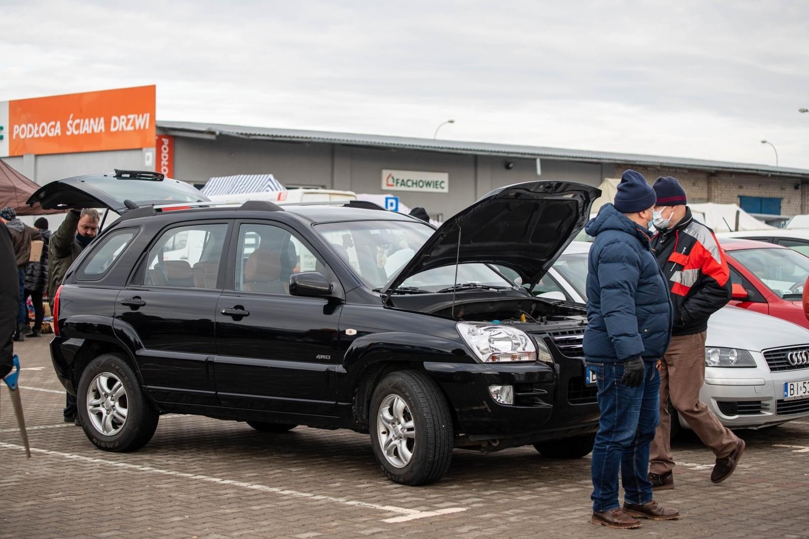 Uwaga: 30.08.2021. Zmiany W Prawie Drogowym. Na Nowy Samochód Założysz Stare Tablice Rejestracyjne, Łatwiej Czasowo Wycofasz Z Ruchu Auto | Strefa Biznesu