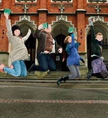 Kraków ma wspaniałe tradycje akademickie. Na kilkunastu uczelniach studiuje ok. 210 tysięcy osób. Fot. Jakub Popiel