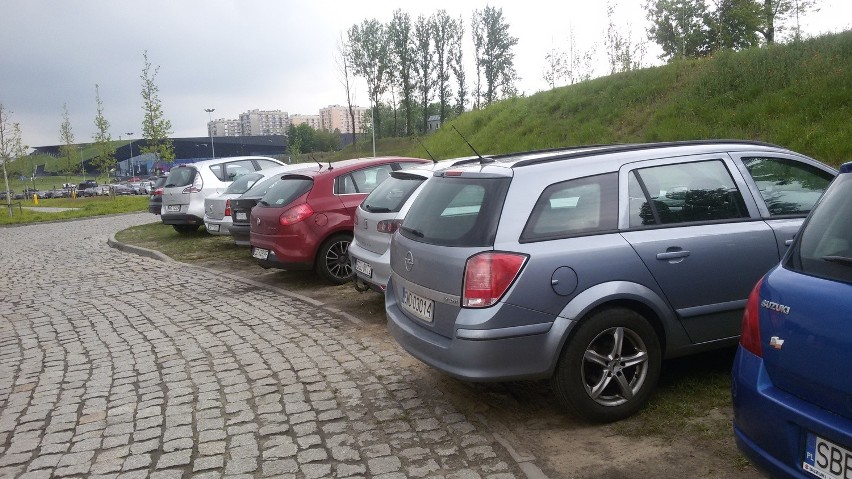 Parking w czasie Europejskiego Kongresu Gospodarczego zajęty