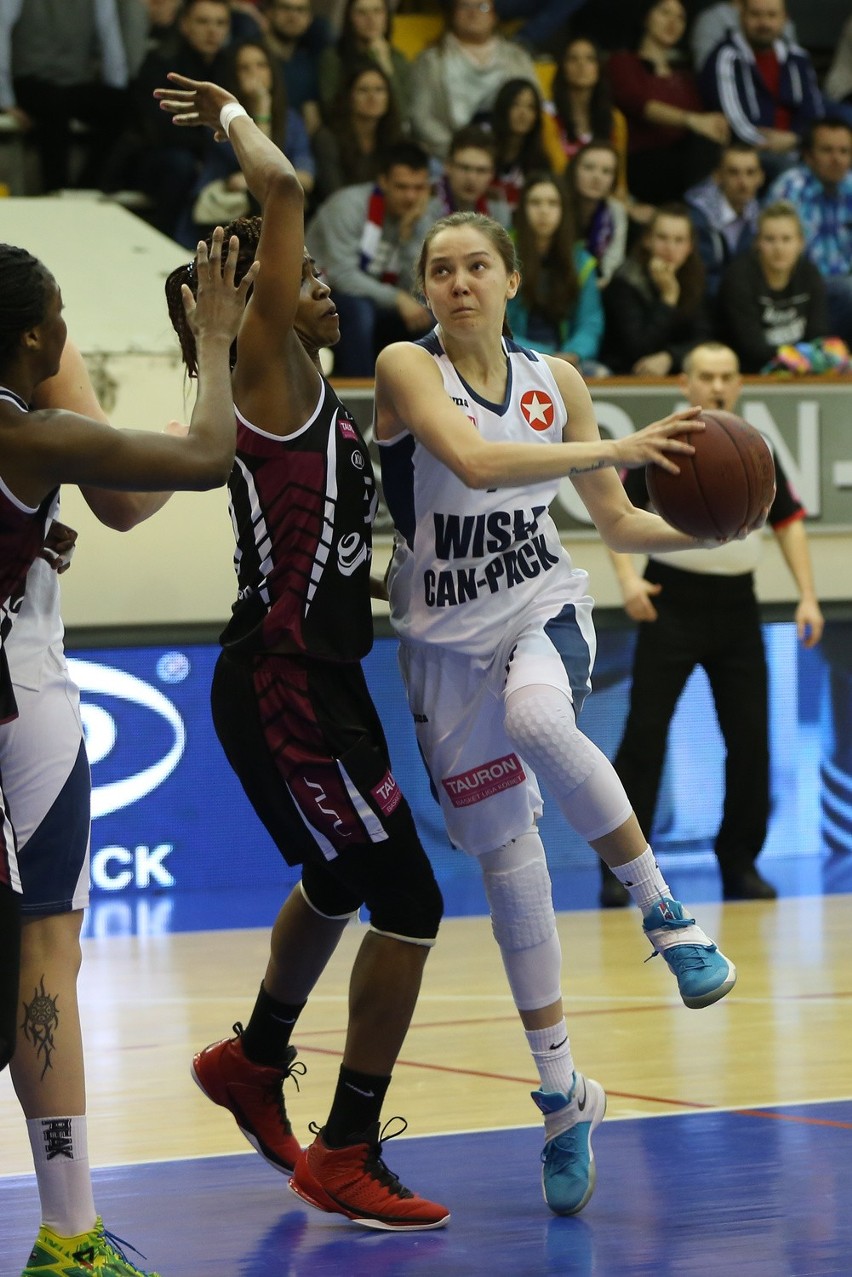 Wisła Can-Pack Kraków - 62, Energa Toruń - 58