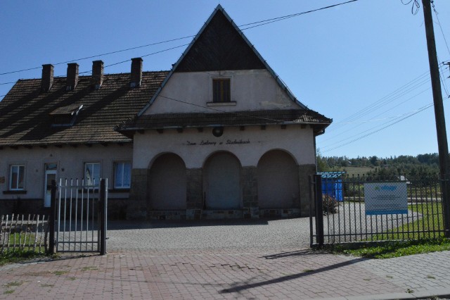 Dom Ludowy w Stadnikach