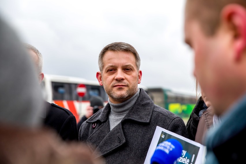 Białystok. Platforma Obywatelska protestuje przeciwko niedzielnemu zakazowi handlu [WIDEO]