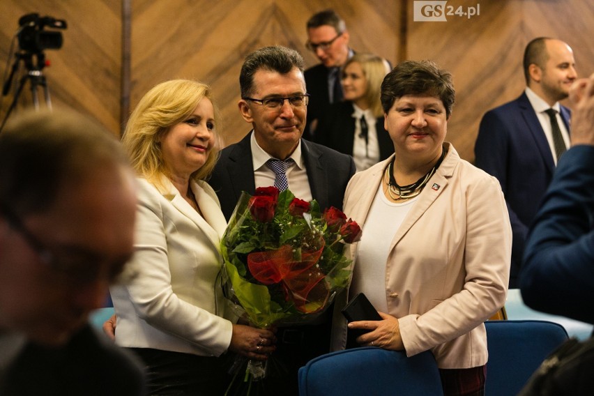 Wielka wolta w Radzie Miasta Szczecin. Bezpartyjni zdecydowali się podjąć współpracę z Koalicją [DUŻO ZDJĘĆ]