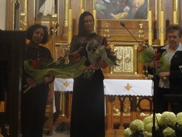Od lewej Ewa Karaśkiewicz, Joanna Woś, Ewa Szpakowska