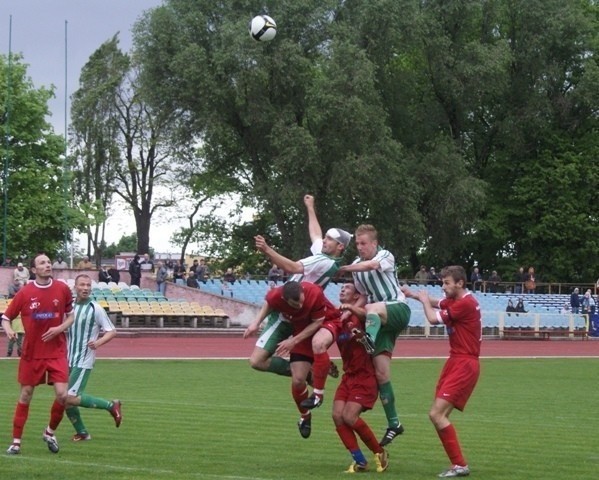 Lechia wygrałą z Jarotą 2:1