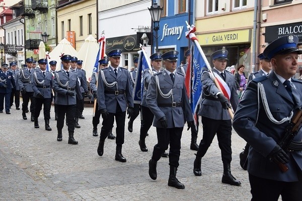 Łowiccy mundurowi na międzypowiatowym święcie policji w Kutnie [ZDJĘCIA]