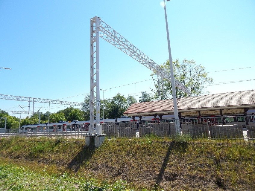 Zmiany w rozkładzie PKP. Pociągi skręcają na wakacyjny tor