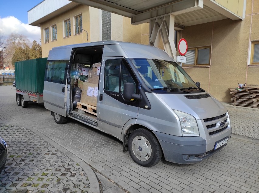 Z Tarnobrzega wyruszył transport darów dla Czernihowa. Zbiórka rzeczy i pieniędzy dla Ukrainy wciąż trwa 