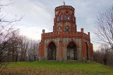 Tajemnicza wieża widokowa na Wieżycy koło Dobromierza. Przed laty wykonywano tu wyroki śmierci