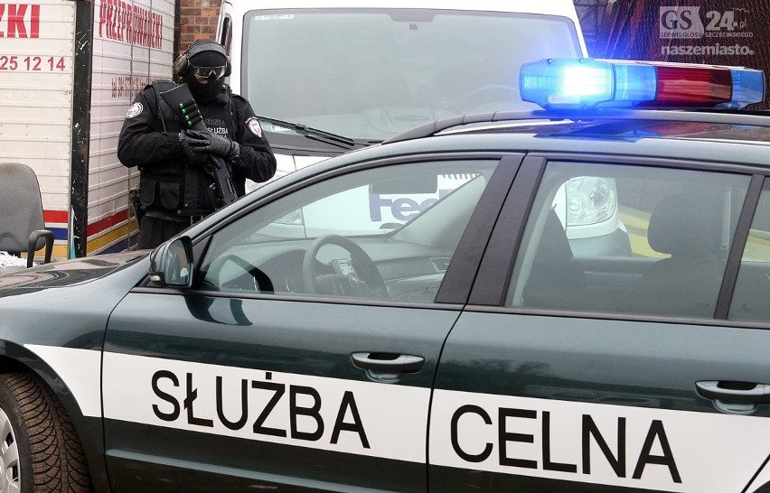 Celnicy zajęli 20 ton narkotyków w Szczecinie.