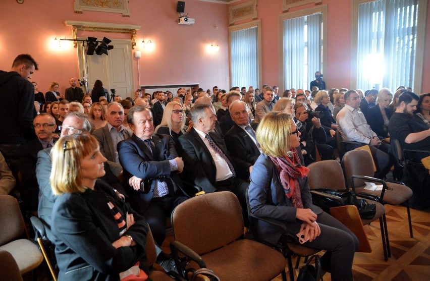 Elżbieta Bieńkowska w Lublinie mówiła o wspólnej obronności krajów UE (ZDJĘCIA) 