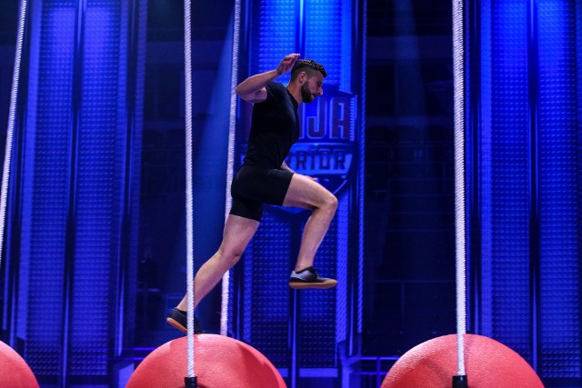 Dawid Jarząbek z Rybnika podejmie się wyzwania pokonania wymagającego toru ninja w programie Ninja Warrior Polska 3. Emisja we wtorek, 2 marca, o godz. 20.05 w stacji Polsat. Zobacz kolejne zdjęcia. Przesuń zdjęcia w prawo - wciśnij strzałkę lub przycisk NASTĘPNE