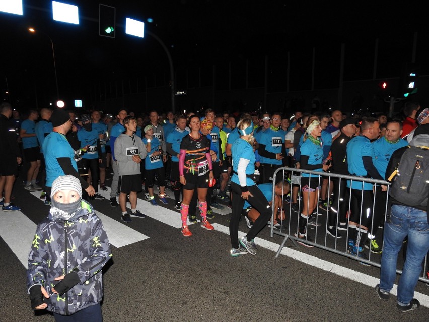 Ponad 1300 biegaczy stanęło do rywalizacji podczas...