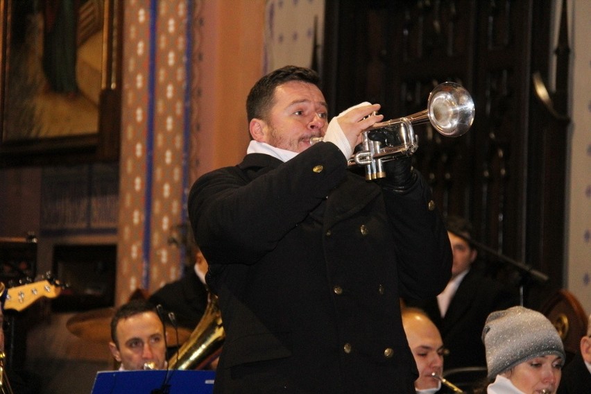 Koncert kolęd i pastorałek w dąbrowskiej bazylice NMP...