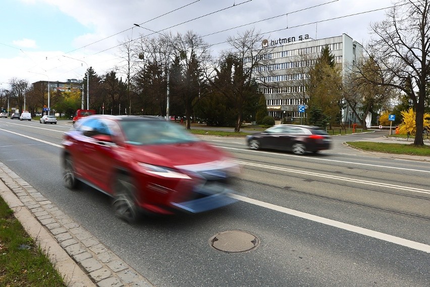 Po sprzedaży Hutmenu ulica Grabiszyńska we Wrocławiu stanie w korkach?