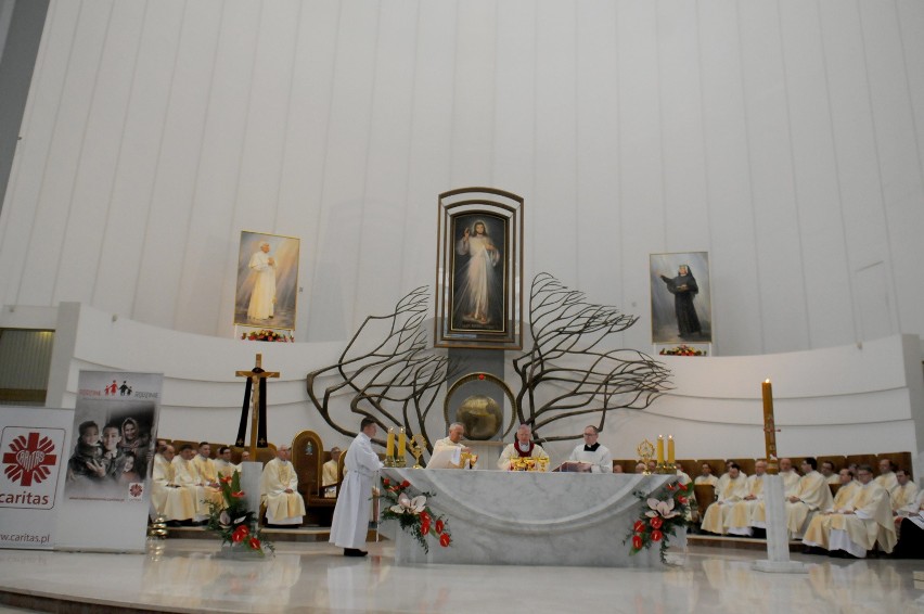 Ogólnopolska Pielgrzymka Czcicieli Bożego Miłosierdzia z okazji 15-lecia konsekrowania sanktuarium
