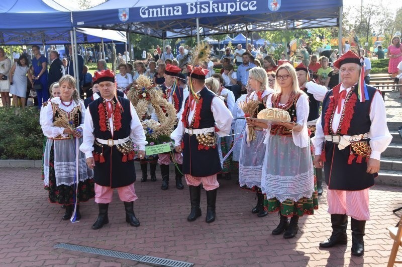 Festiwal Folkloru pod Wieliczką. Moc atrakcji. Wyróżnienia dla rolników z gminy Biskupice [ZDJĘCIA]