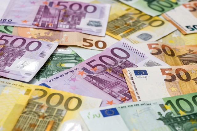 KE chce, by jak najwięcej euro wpływało do unijnej kasy