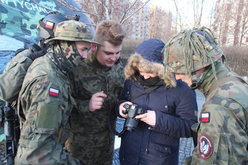 Na pikniku militarnym w Katowicach witamy amerykańskich...