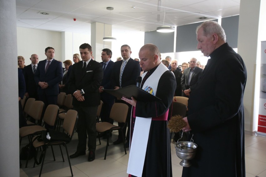 Zagłębiowskie Centrum Onkologii w Dąbrowie Górniczej otwarte WIDEO