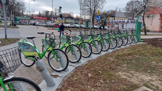 W poniedziałek - 1 maraca - ruszył Zielonogórski Rower Miejski. Do dyspozycji mieszkańców i ich gości jest 400 rowerów w 40 punktach miasta.