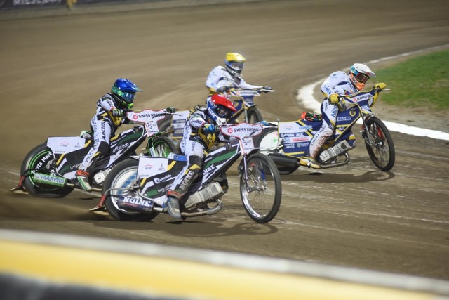 Żużlowcy Stelmetu Falubazu Zielona Góra pokonali Get Well Toruń 53:37.