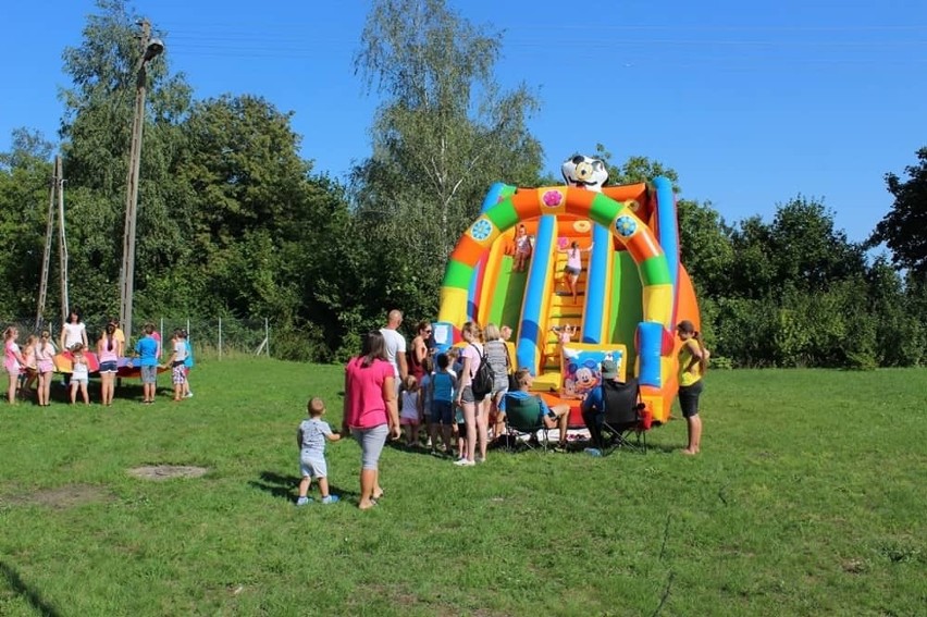 Podczas pikniku zostały przygotowane liczne atrakcje dla...