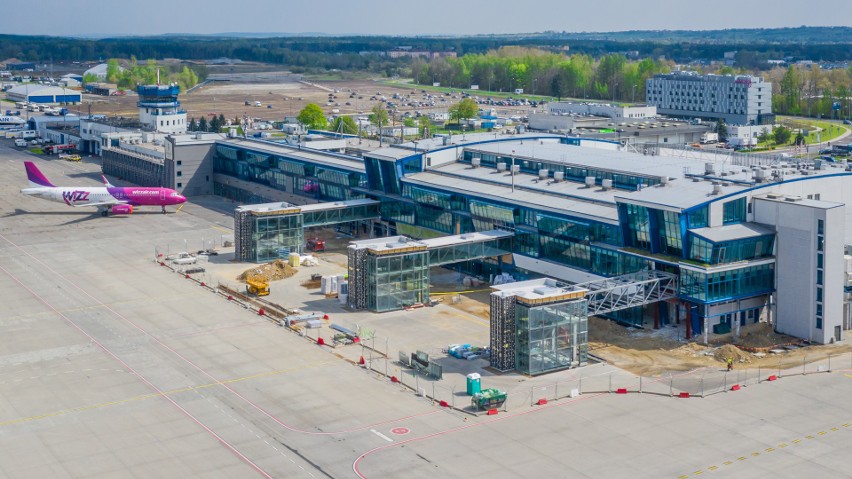 Terminal B na lotnisku w Pyrzowicach przechodzi gruntowną...
