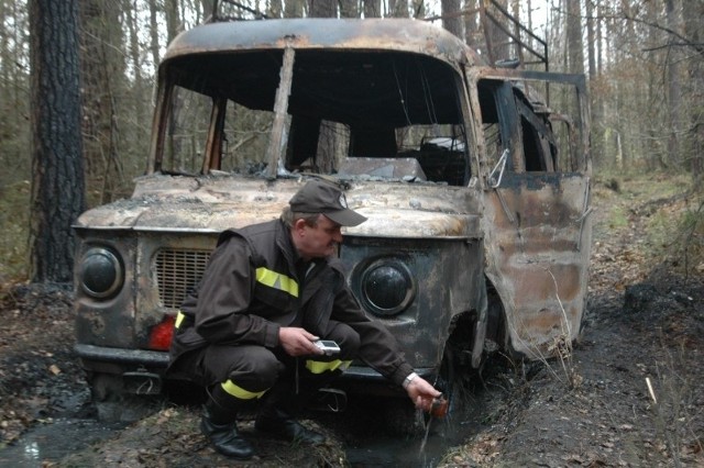 - Wszystko przepadło: samochód i sprzęt strażacki - ubolewa Henryk Czaja, kierowca z OSP w Sowczycach.