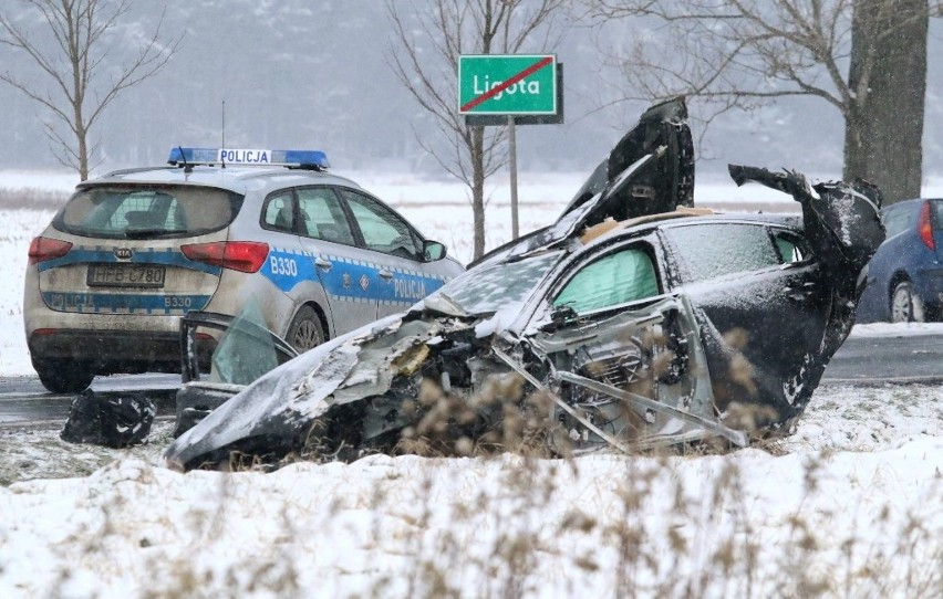 Wypadek na DK15 w Ligocie pomiędzy Trzebnicą a Miliczem...