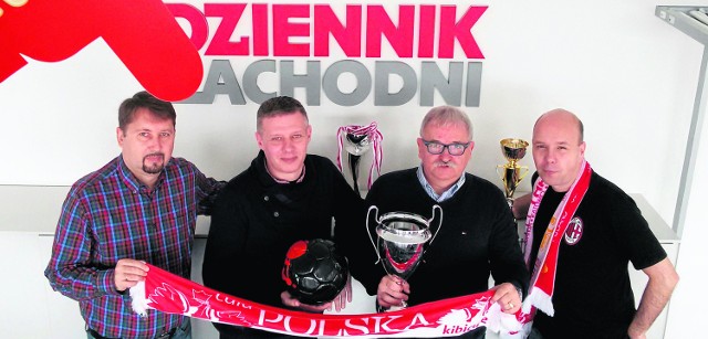 Dział sportowy DZ w komplecie: od lewej Jacek Sroka, Rafał Musioł, Leszek Jaźwiecki i Tomasz Kuczyński