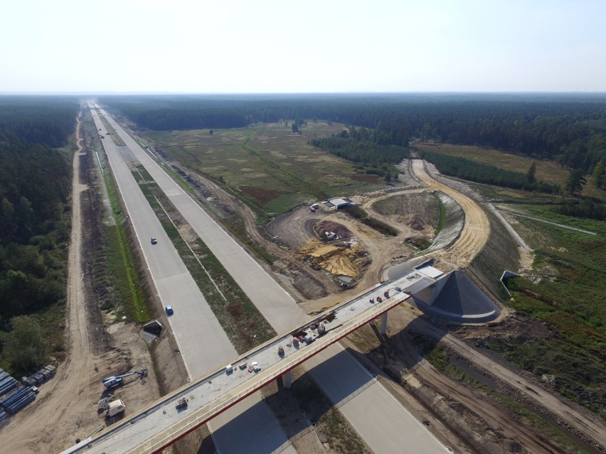 Zdjęcia z budowy autostrady A1 na śląskim odcinku, między...