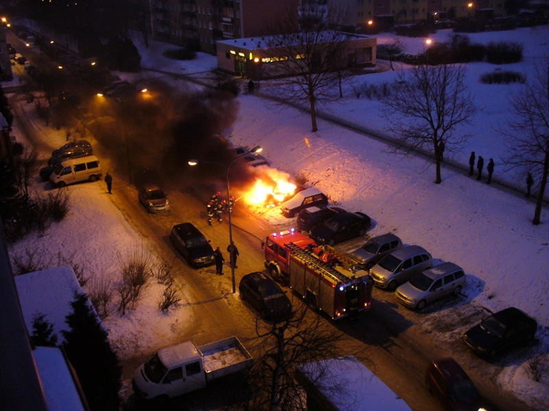 Pożar auta przy ul. Romera