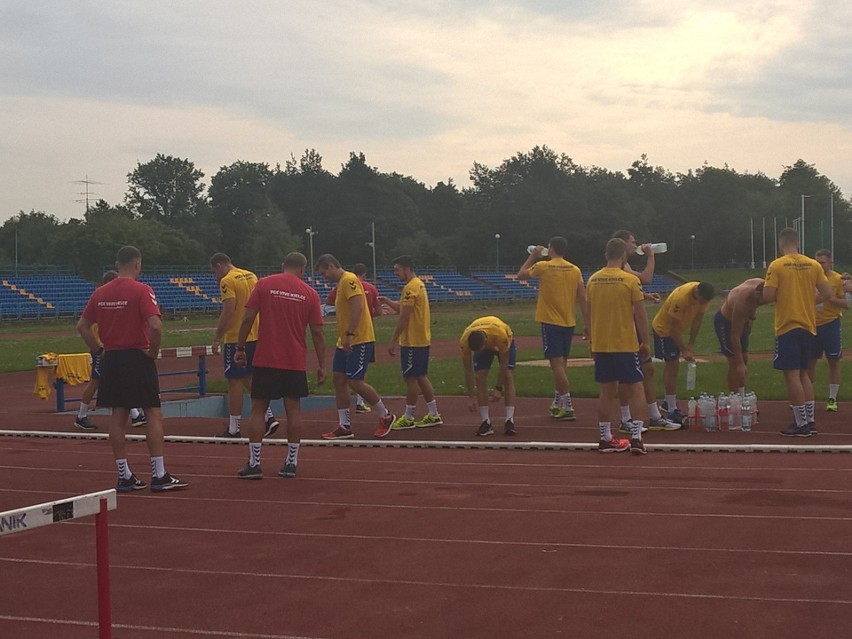 Piłkarze ręczni PGE VIVE Kielce już trenują pełną parą na stadionie, w siłowni i w hali [ZDJĘCIA]