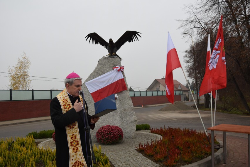 Rondo poświęcił biskup sandomierski Krzysztof Nitkiewicz