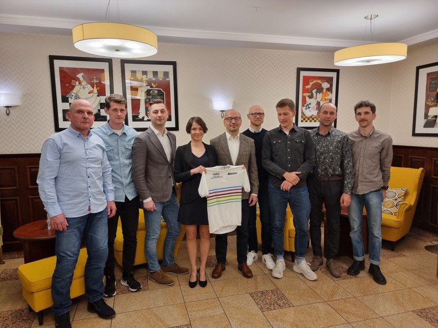 Plebiscyt 2021: Kolarka Kamila Wójcikiewicz z Agrochestu Team oswaja się z tytułem mistrzyni świata i powoli szykuje się do jego obrony