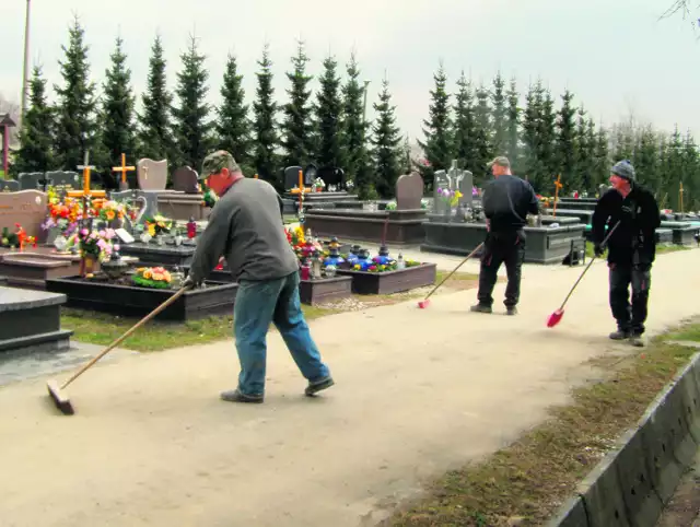 Na nowotarskim cmentarzu miejsca na pochówek starczy co najwyżej na rok
