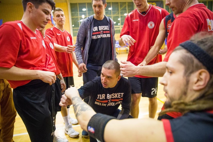 Już w środę, rogate derby, czyli mecz ligowy Tur Basket...