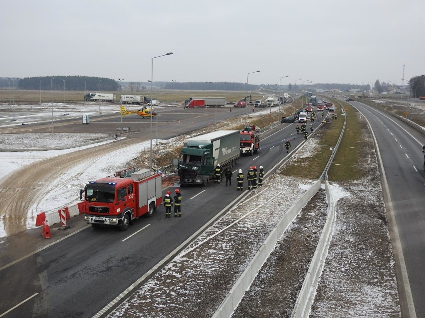 Wypadek śmiertelny na S8 w m. Stare Krzewo. Dwóch kierowców...