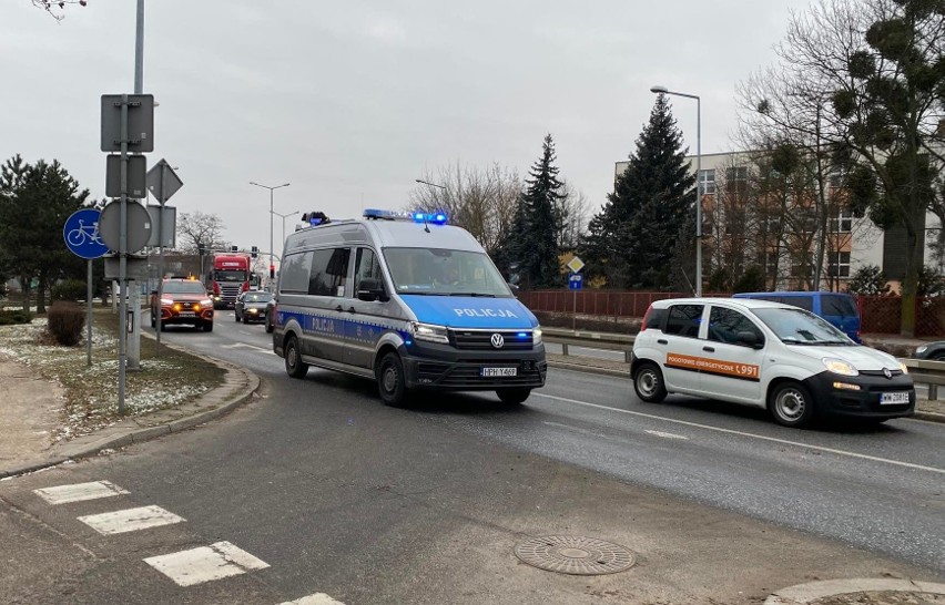 Ostrołęka. Kolizja na ulicy Traugutta w Ostrołęce. Zderzyły się trzy auta. 12.01.2022