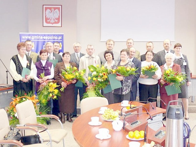 Pamiątkowa fotka laureatów