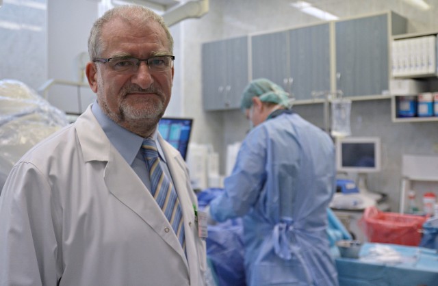 Prof. Wysokiński zapowiada, że już wkrótce lekarze w SPSK4 zaczną stosować innowacyjną metodę usuwania elektrod z serca