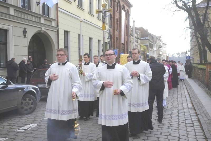 W niedzielę (10 grudnia) odbył się ingres (czyli uroczysty...