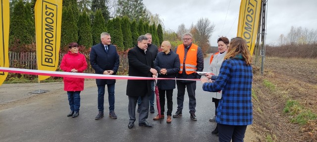 Tak wyglądało oficjalne otwarcie nowej drogi w gminie Skaryszew.