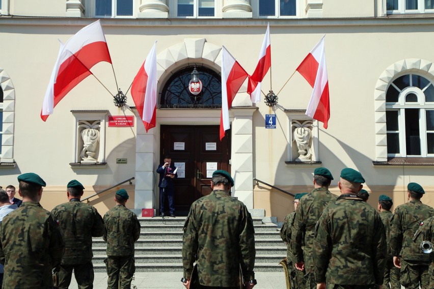 Święto flagi państwowej. Lublin w biało-czerwonych barwach! ZOBACZ ZDJĘCIA