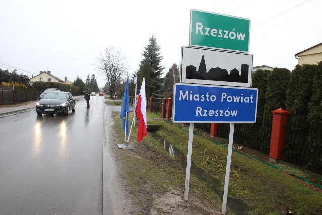 Burmistrz Boguchwały zarzuca prezydentowi Rzeszowa, że polityka poszerzania granic miasta godzi w interesy sąsiednich gmin.