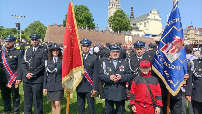 Orkiestra Dęta OSP Skalbmierz i druhowie z gminy byli na Jasnej Górze. Uczestniczyli w VIII Pielgrzymce Strażaków. Zobaczcie zdjęcia