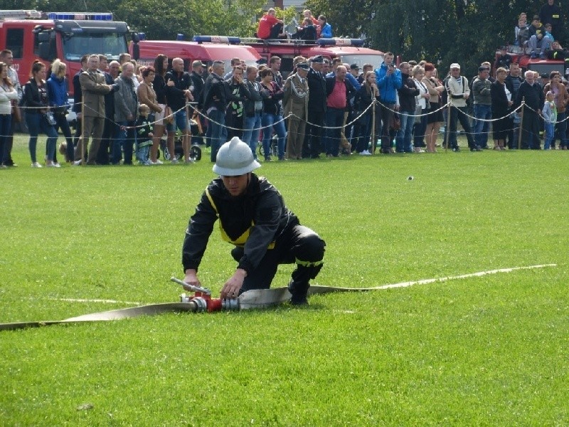 Powiatowe zawody pożarnicze w Staszowie