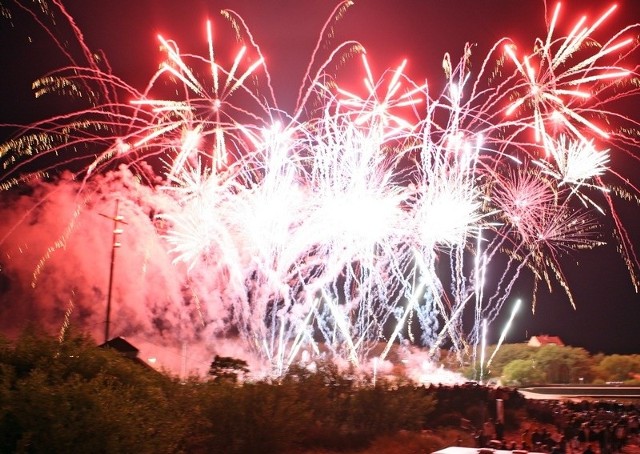 Festiwal Sztucznych Ogni od ośmiu lat przyciąga tłumy oglądających. 