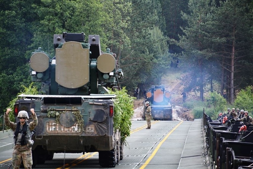 Nasze rośki i osy przejechały po amerykańskim moście. Trwa Saber Strike 2018 